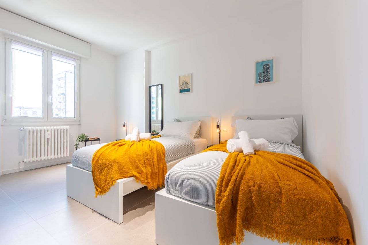 Second bedroom wide angle